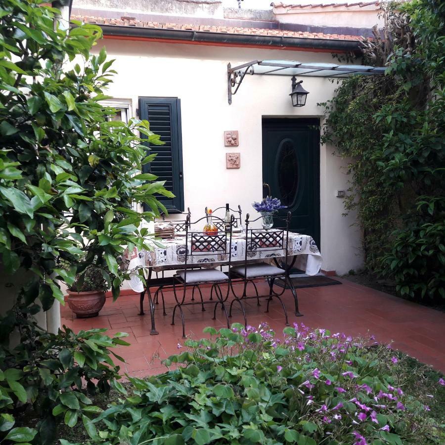 Villino San Martino 350M Dal Mare With Covered Parking Viareggio Exteriér fotografie